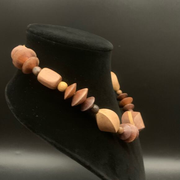 Vintage Chunky Wood Bead Statement Necklace - Picture 3 of 10